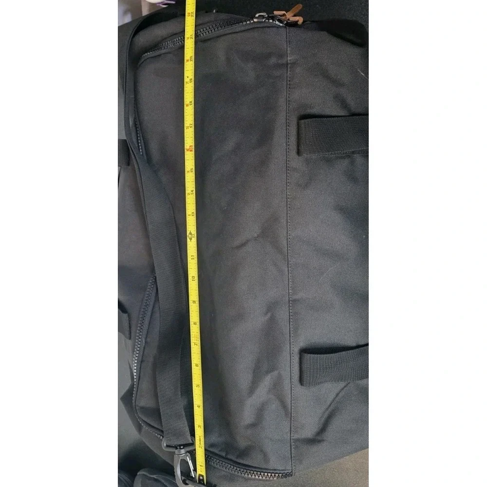 Herschel SUTTON Black Large Weekender Travel Duffel Bag NBA Gatorade Issued Game
